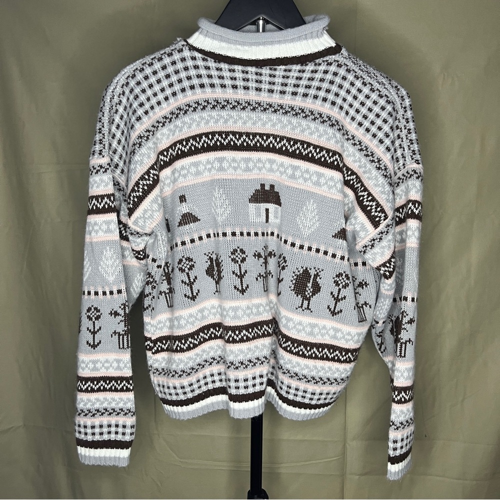 Hot Cashews Vintage Farm Mock Rollneck Sweater. Size Small